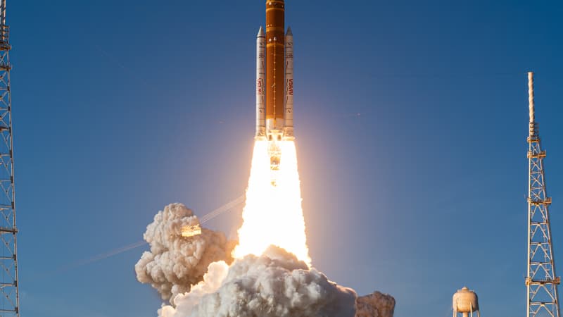 NASA's Space Launch System (SLS) rocket launching Artemis II from Kennedy Space Center Launch Complex 39B on 1 April 2026, carrying four astronauts on a lunar flyby mission